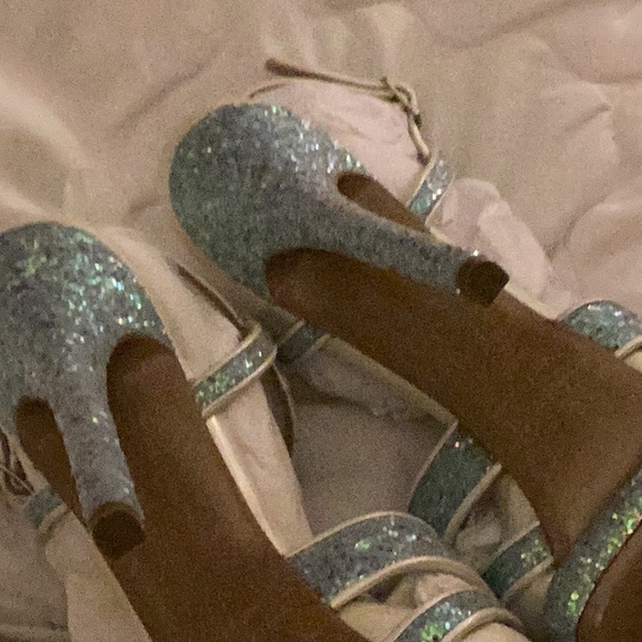 Nicholas Kirkwood - Picture 6 of 6